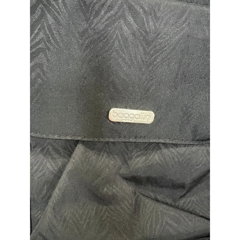 Baggallini Bag Crossbody‎ Black Zebra Emboss Women